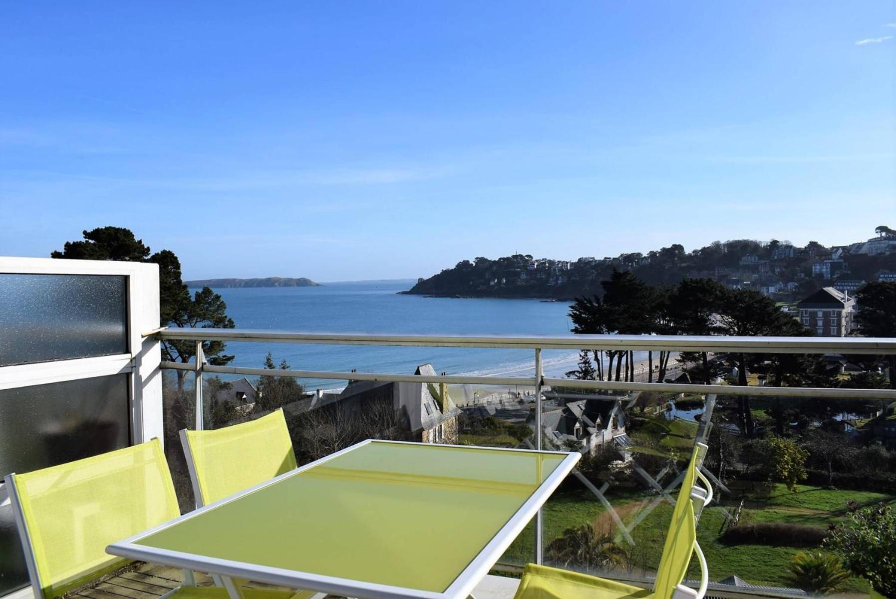2-4 Pers Vue Exceptionnelle Avec Terrasse A - Ref 908 *